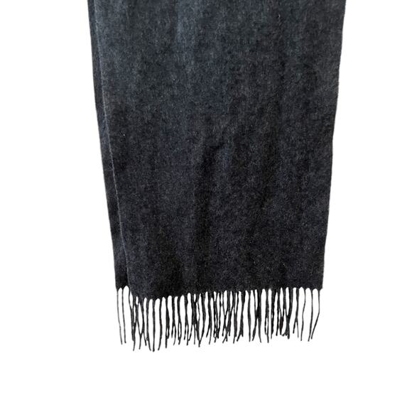Club Room Cashmere scarf Charcoal Gray Fringe - Picture 3 of 5